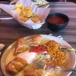 Mini chimichangas