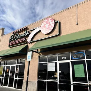 the outside of the restaurant