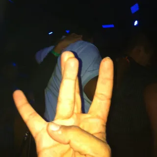 H P.
