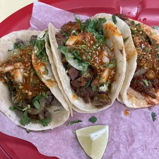 Barbacoa, lengua y asada...delicious!!