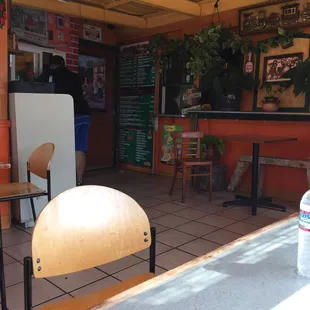 Inside el cruzero waiting on my delicious steak fries