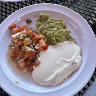 Here are the crispy taco fixings, asked for it on the side.
