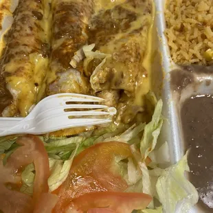 Chicken fajita enchiladas are delicious! Staff professional &amp; kind. Found a new lunch location