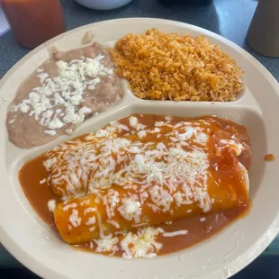 Tamale and she love that plate with rice and beans