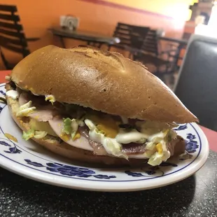 a sandwich on a plate