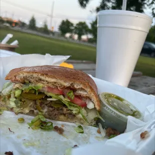 Torta de asada and horchata