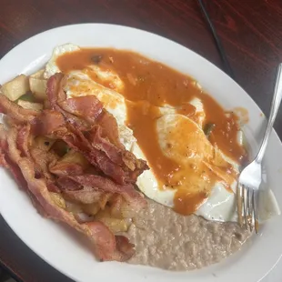 Break plate! Huevos rancheros!