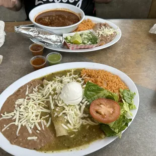 60. Enchiladas Verde   32. Birria de Res