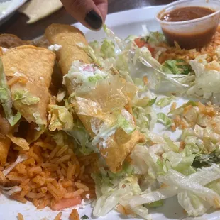 Paper to absorb oil ??? I literally ate this not knowing it was there