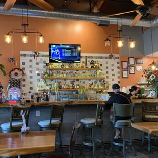 Great food, service, cocktails and excellent customer service.