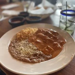 a plate of mexican food