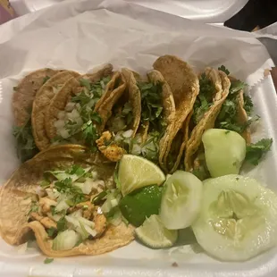 Got 8 tacos and feel like they gave me 4 tacos worth of meat