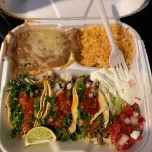 Taco plate 2 asada 1 chkn
