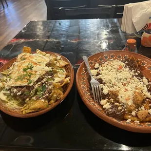 Left chilaquiles on the right enchiladas rojas