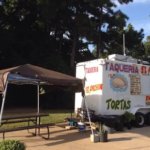 a taqueria food truck