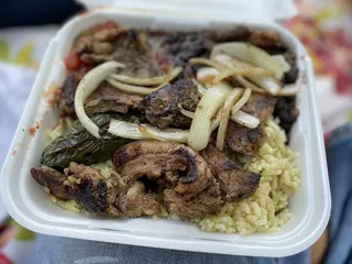 Ashly’s Tacos Y Pupuseria