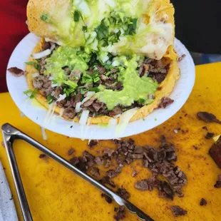 Mulita de asada con tortilla echas a mano es de asada con silantro sebolla aguacate