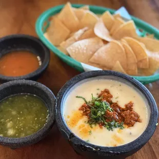 Queso w/chorizo and salsa