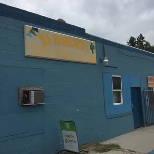 Taqueria next to the grocery store