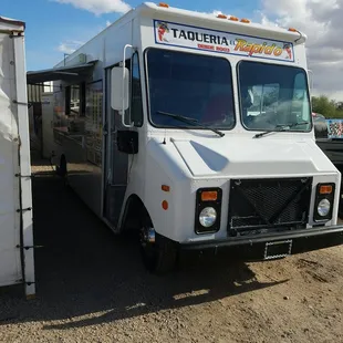 Niice lil food truck
