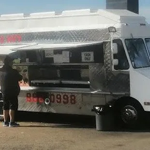 It's in the Wittiker's (sp?) parking lot on 10th. Decent location. Visible.