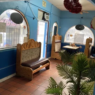 the interior of a restaurant