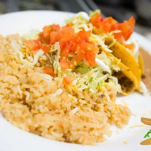 a plate of mexican food