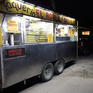 a food truck at night
