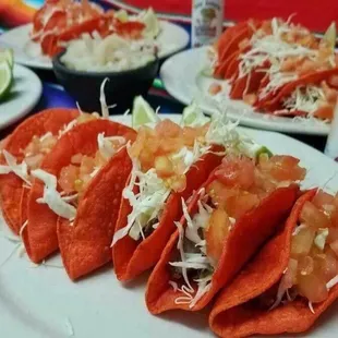 Most popular dish : tacos rojos !