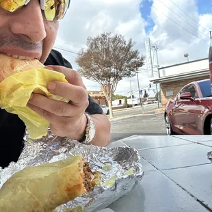 Digging into that torta!! Can&apos;t forget the Coca!