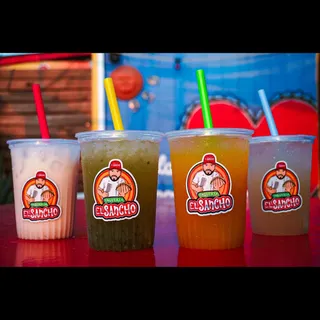 Agua de pina con pepino