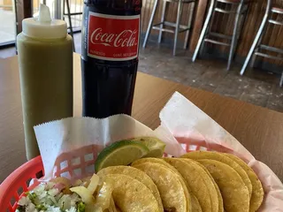 Taqueria La Paisanita