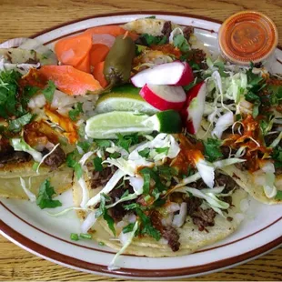 Tacos de carne asada.