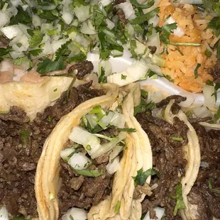 Taco plate + 1 taco. I flipped the plate over on accident‍