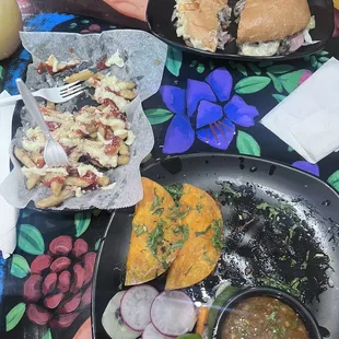 Papas locas, Torta de asada y orden de Tacos de Birria