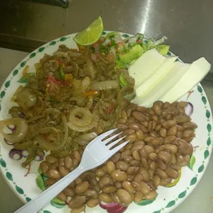 Btk mexicana frijol entero queso fresco