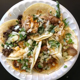 a plate of tacos