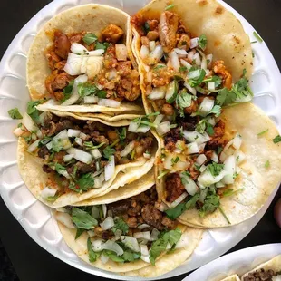 a plate of tacos