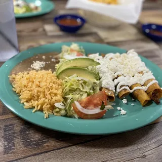 Flautas de Pollo