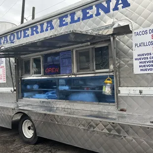 a food truck parked in a parking lot