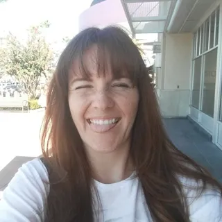 Kirsten T.