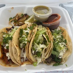 4 tacos