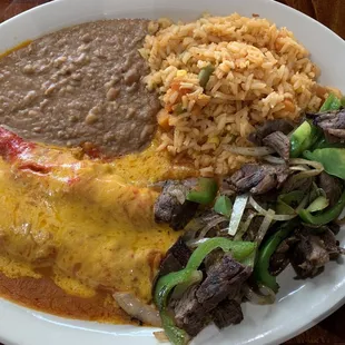 Special: Chicken Enchiladas with Beef Fajita (includes tea)