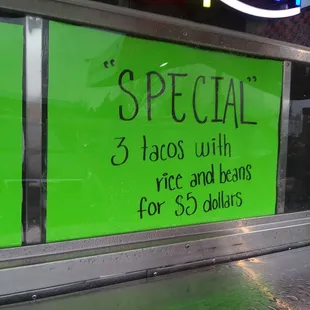 Daily taco special $5