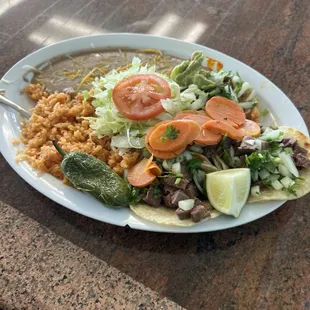 Tacos de Lengua y tacos al pastor