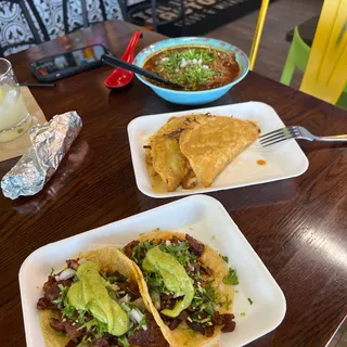 Cheesy Shrimp Taco (Taco Gobernador)