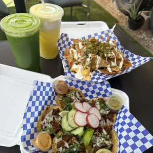 Mini Tacos &amp; Aguas Frescas