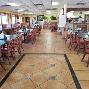 sushi and sashimi, interior