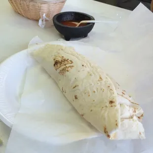 Little hole in the wall but busy, awesome chips &amp; salsa &amp; a specially made bean &amp; veggie burrito