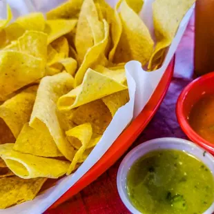 They have a small but very decent salsa and condiments bar. You get a big basket of crunchy corn chips - perfect match!